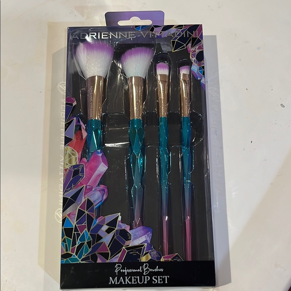 Adrienne Vittadini Purple and Blue Makeup Brush Set - Picture 1 of 2